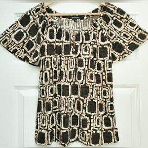 ♦️Notations Printed Top w/Bat Wing Sleeves♦️